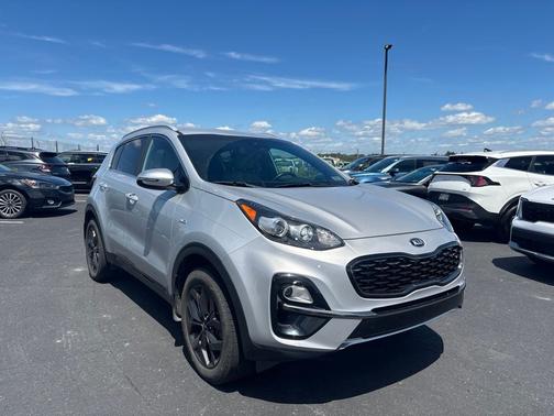 Sparkling Silver 2020 Kia Sportage S