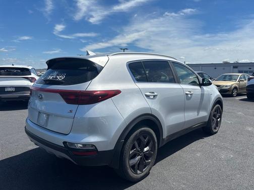 Sparkling Silver 2020 Kia Sportage S