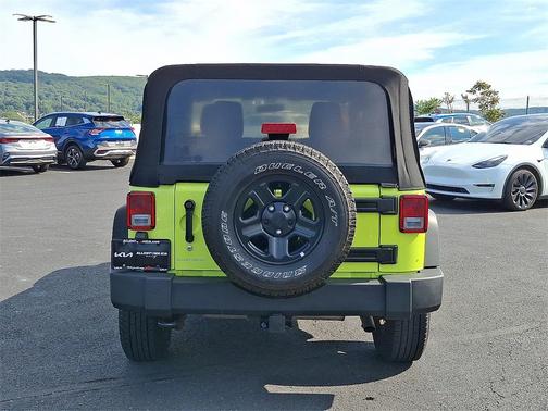 2017 Jeep Wrangler Sport
