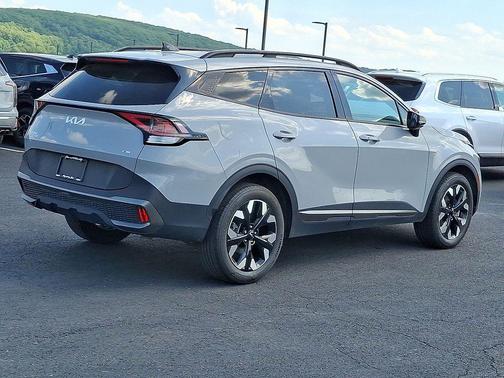 Wolf Gray 2024 Kia Sportage X-Line