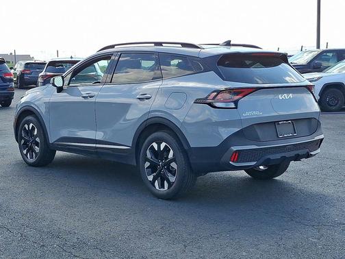 Wolf Gray 2024 Kia Sportage X-Line