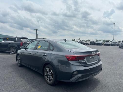 Gravity Gray 2023 Kia Forte LXS