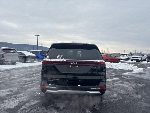 2022 Kia Carnival LXS