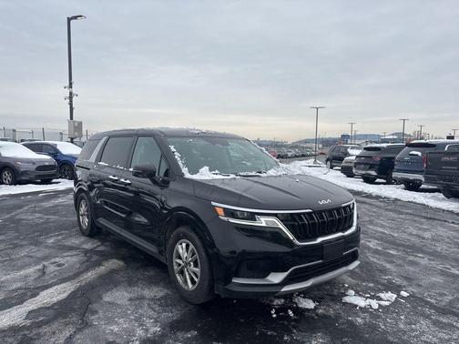 2022 Kia Carnival LXS