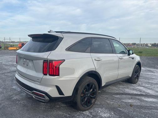 2023 Kia Sorento SX