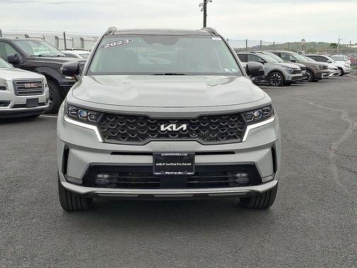 Wolf Gray 2023 Kia Sorento SX