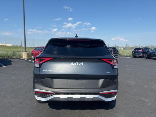 Gravity Gray 2025 Kia Sportage LX