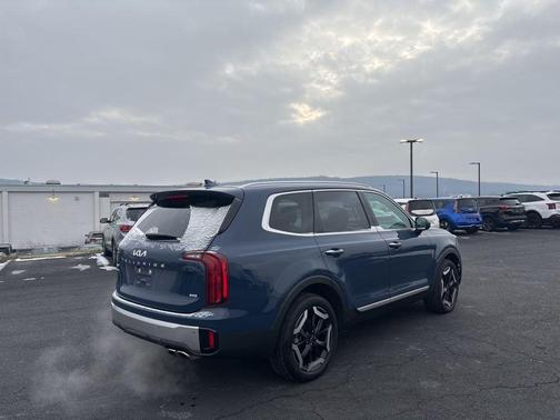 2023 Kia Telluride S