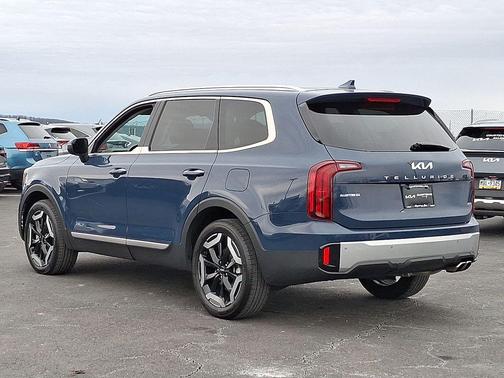 2023 Kia Telluride S