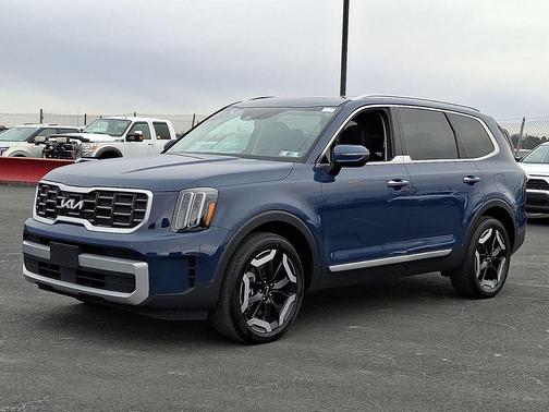 2023 Kia Telluride S