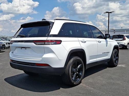 2024 Jeep Grand Cherokee Altitude