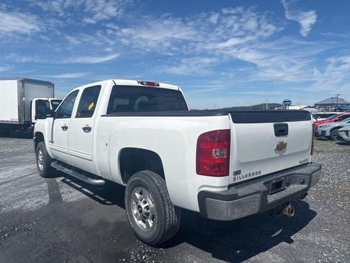 Summit White 2013 Chevrolet Silverado 2500 LT