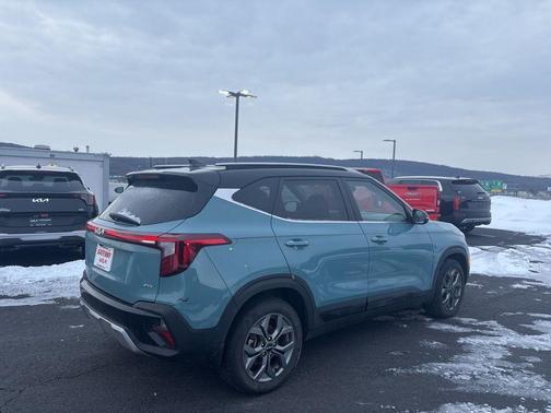 2024 Kia Seltos S