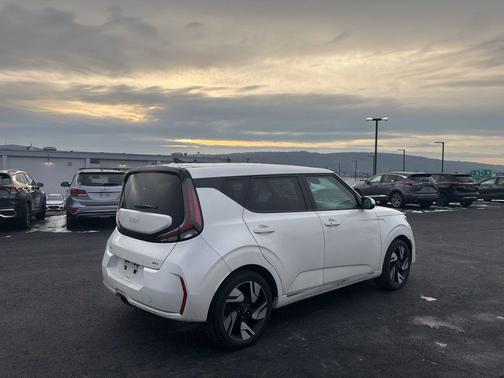 2023 Kia Soul GT-Line