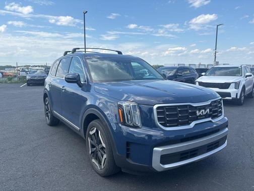 Midnight Lake Blue 2024 Kia Telluride S