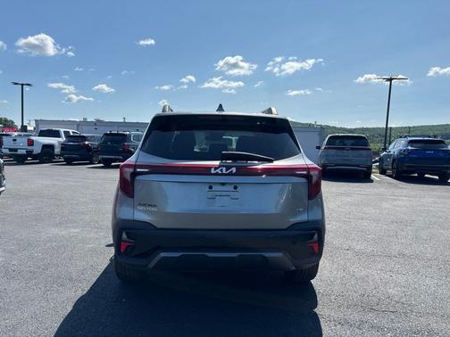 Steel Gray 2024 Kia Seltos X-Line