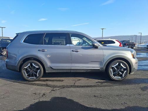 2023 Kia Telluride EX