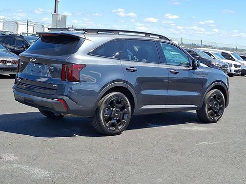 Gravity Gray 2024 Kia Sorento EX