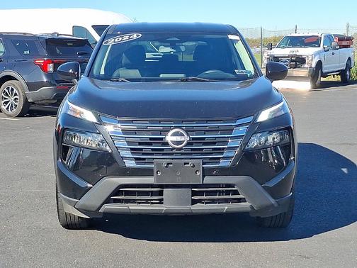 Super Black 2024 Nissan Rogue SV