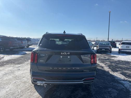 2022 Kia Sorento SX