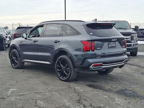 2022 Kia Sorento SX