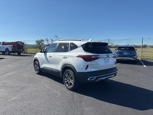 2021 Kia Seltos S