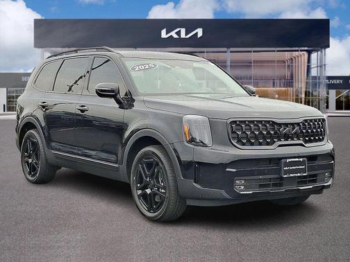 Ebony Black 2025 Kia Telluride SX X-Line