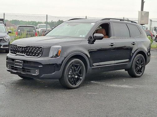 Ebony Black 2025 Kia Telluride SX X-Line