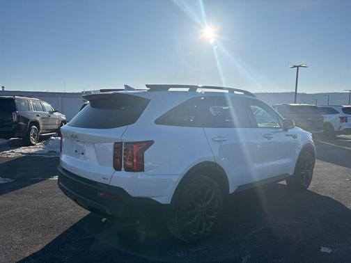 2023 Kia Sorento EX