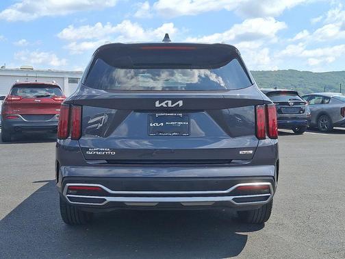2023 Kia Sorento Plug-In Hybrid SX Prestige