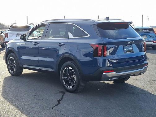 2025 Kia Sorento S