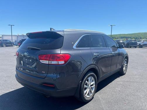 Platinum Graphite 2018 Kia Sorento LX