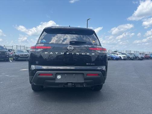 2022 Nissan Pathfinder SV 4WD