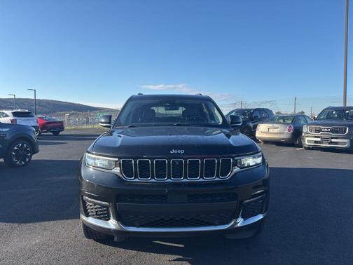 Diamond Black Crystal Pearlcoat 2021 Jeep Grand Cherokee L Limited