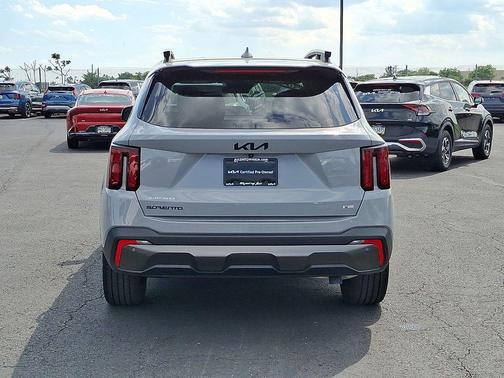 Wolf Gray 2025 Kia Sorento EX