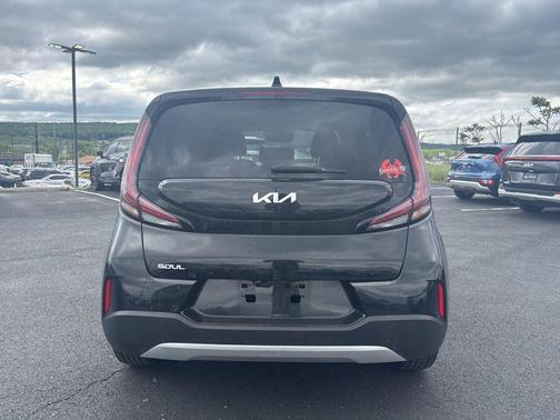 Fusion Black 2023 Kia Soul LX
