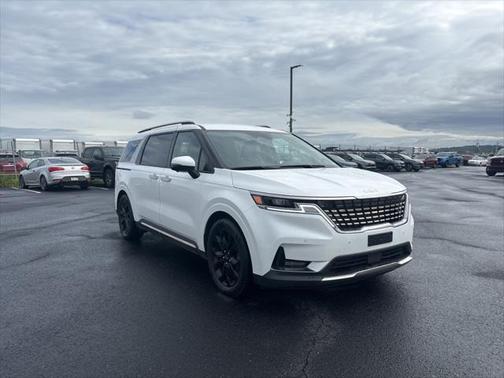 2024 Kia Carnival SX