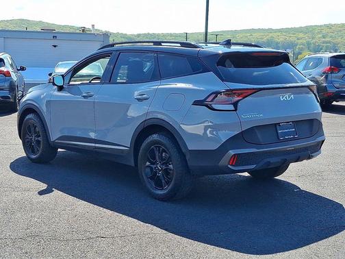 Wolf Gray/Ebony Black Roof 2023 Kia Sportage S