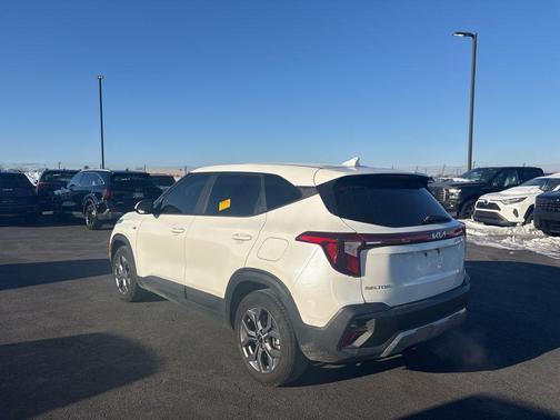 2025 Kia Seltos LX