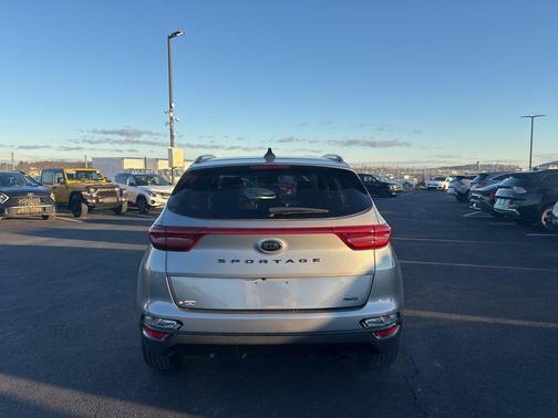 2022 Kia Sportage S