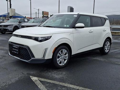 2023 Kia Soul LX