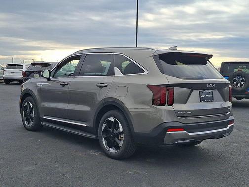 2025 Kia Sorento Hybrid EX