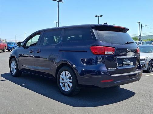 2018 Kia Sedona LX