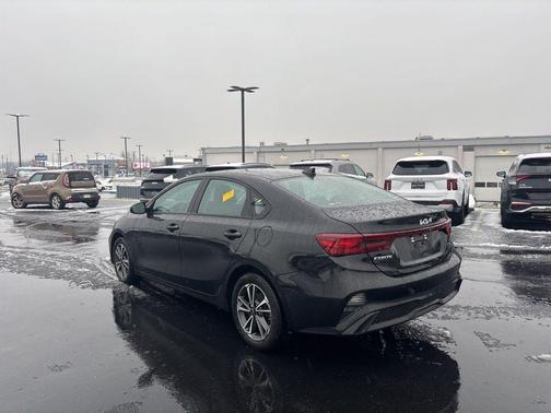 2023 Kia Forte LXS