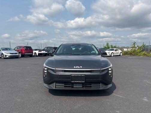 Interstellar Gray 2025 Kia K4 LXS