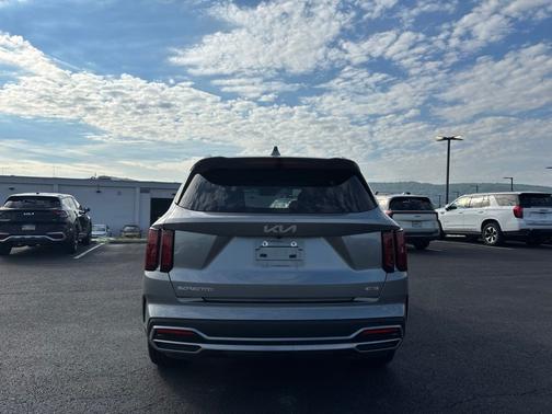 Steel Gray 2023 Kia Sorento Hybrid EX