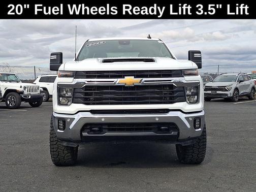 Summit White 2025 Chevrolet Silverado 2500 LT