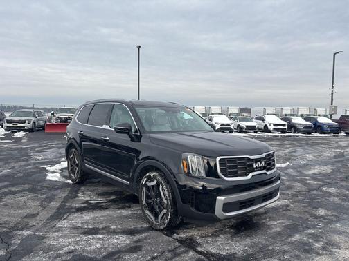 2023 Kia Telluride S