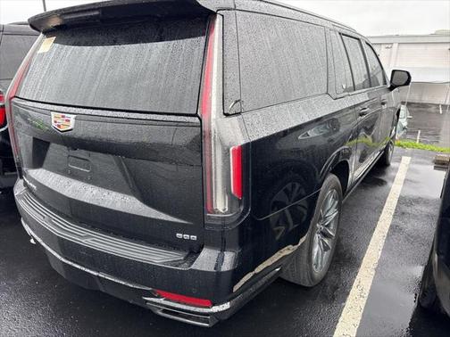 2022 Cadillac Escalade ESV Sport