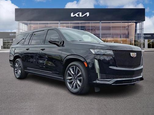 2022 Cadillac Escalade ESV Sport